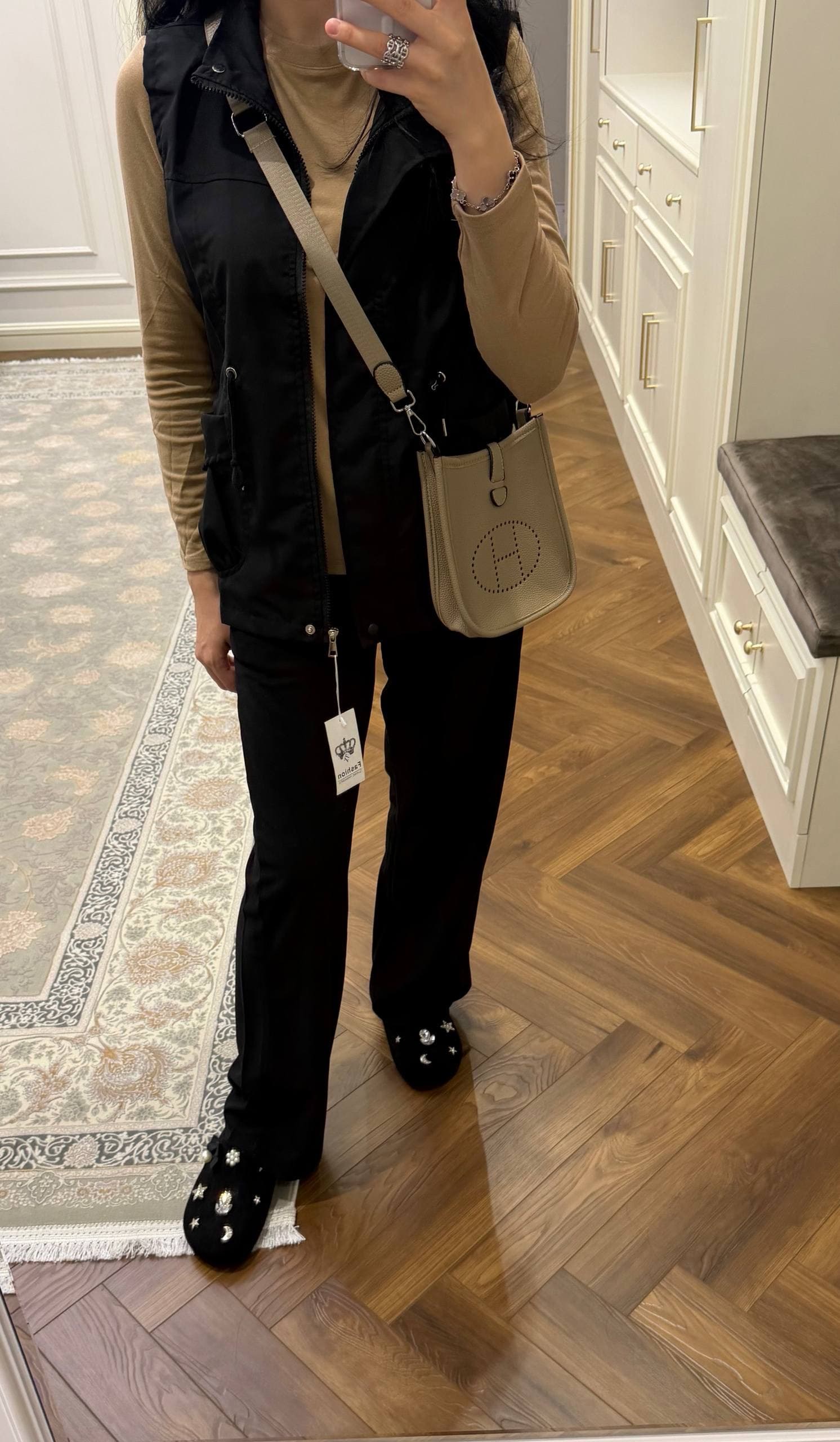 Volanli bluza — Black